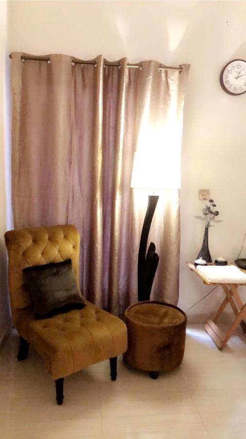 Fully Serviced Holiday Home Near Lyallpur Galleria Faisalabad Ngoại thất bức ảnh